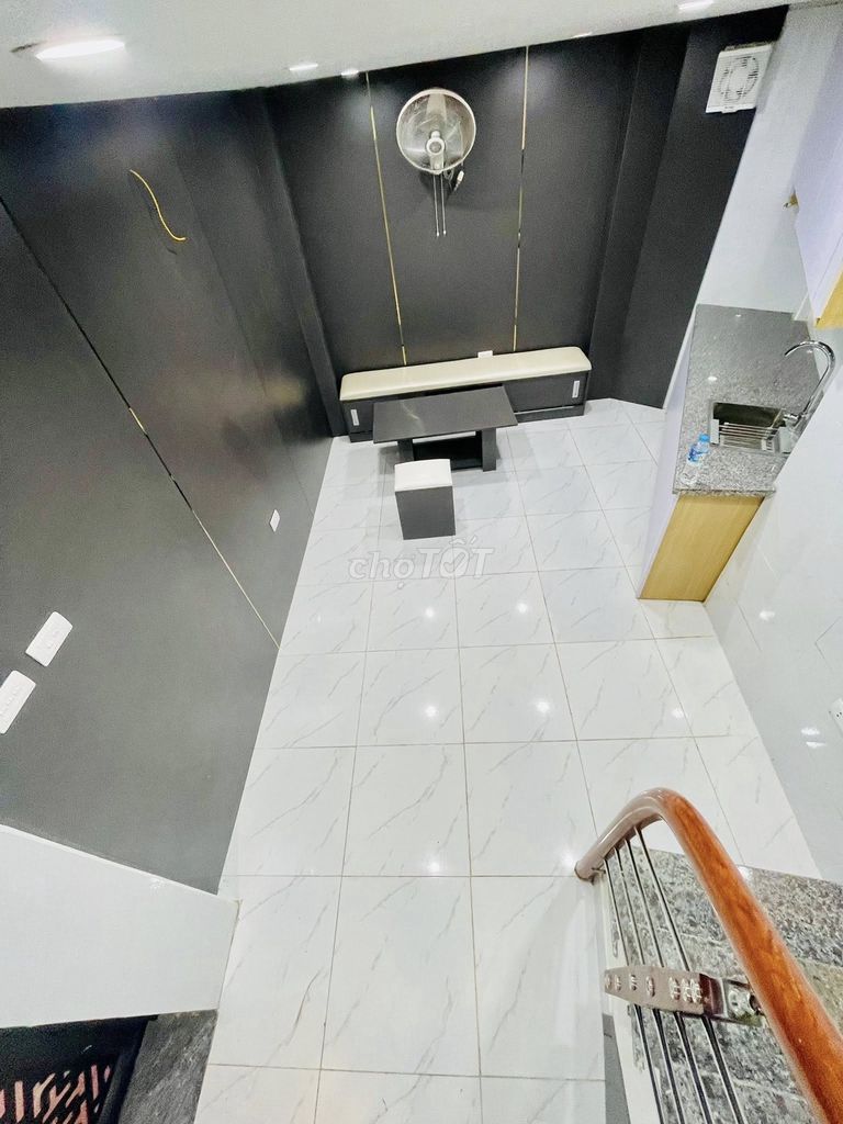 Nhà Đống Đa 19m² giá 4.55 tỷ - Tiện ích ngập tràn, sẵn sàng giao dịch!