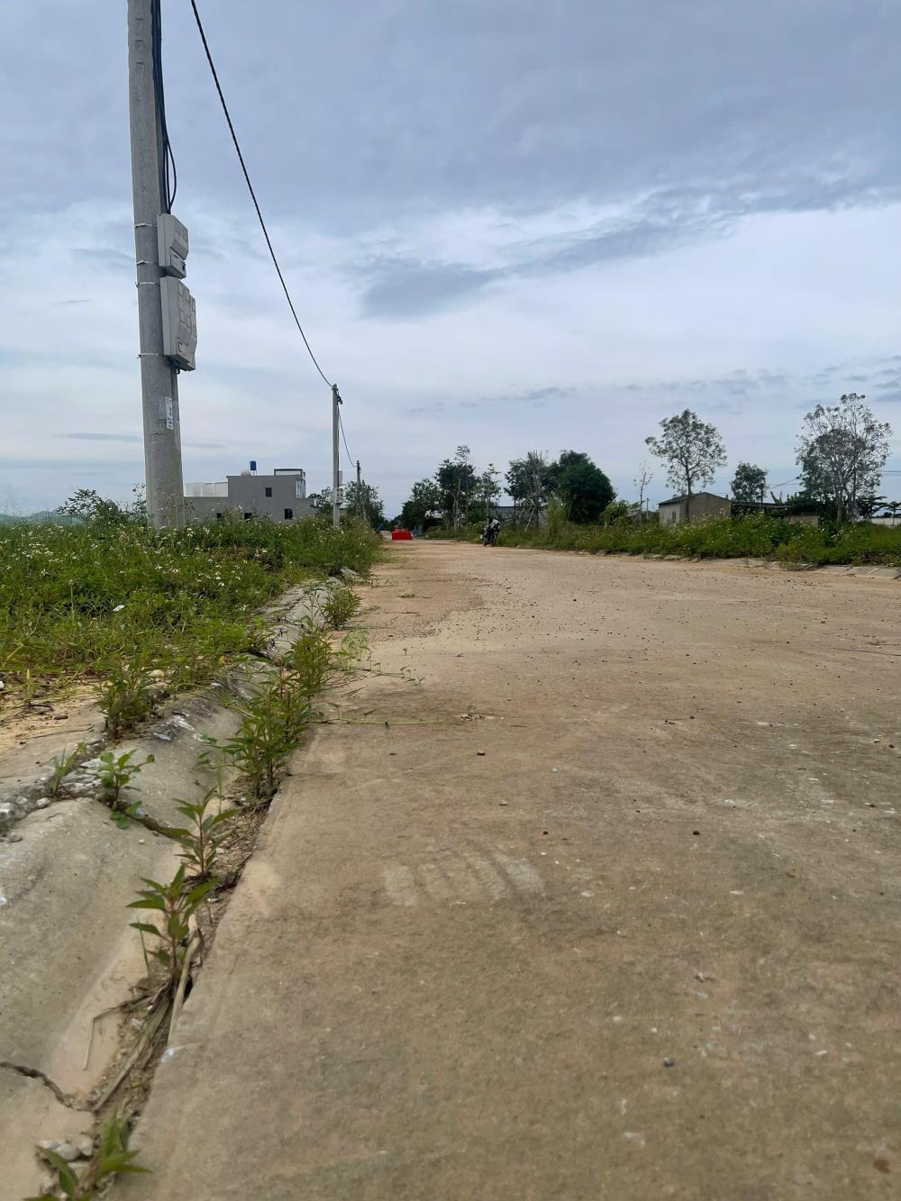 Đất Hợp Thành vị trí vàng ven tỉnh lộ 514, 100m², gần khu đô thị Sim - Giá tốt đầu tư!