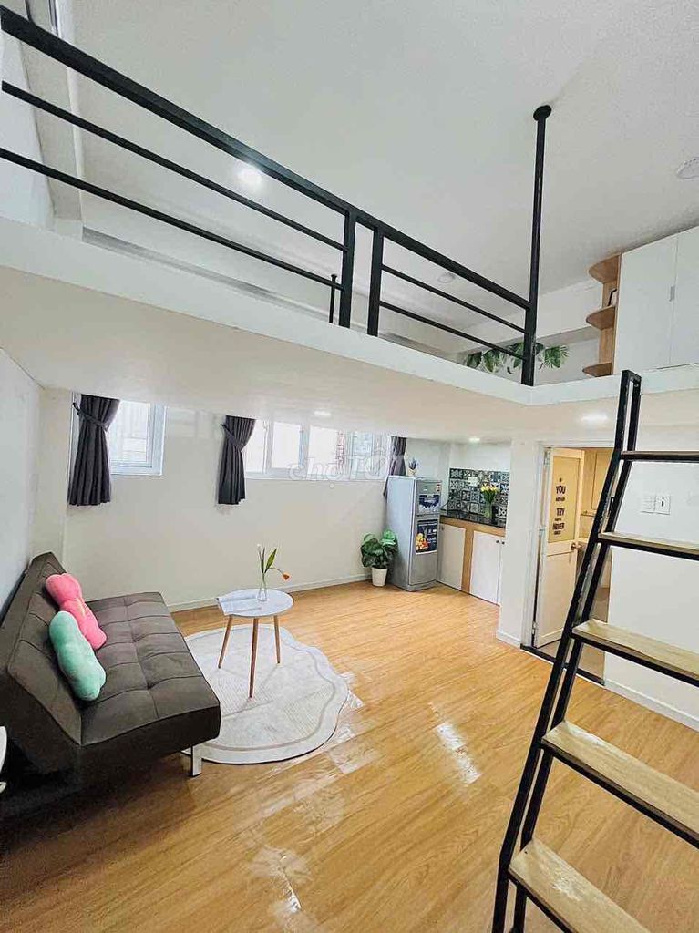 Cho thuê phòng có gác rộng 40m² giá 6 triệu - Trung tâm Quận 1 gần ĐH Văn Lang