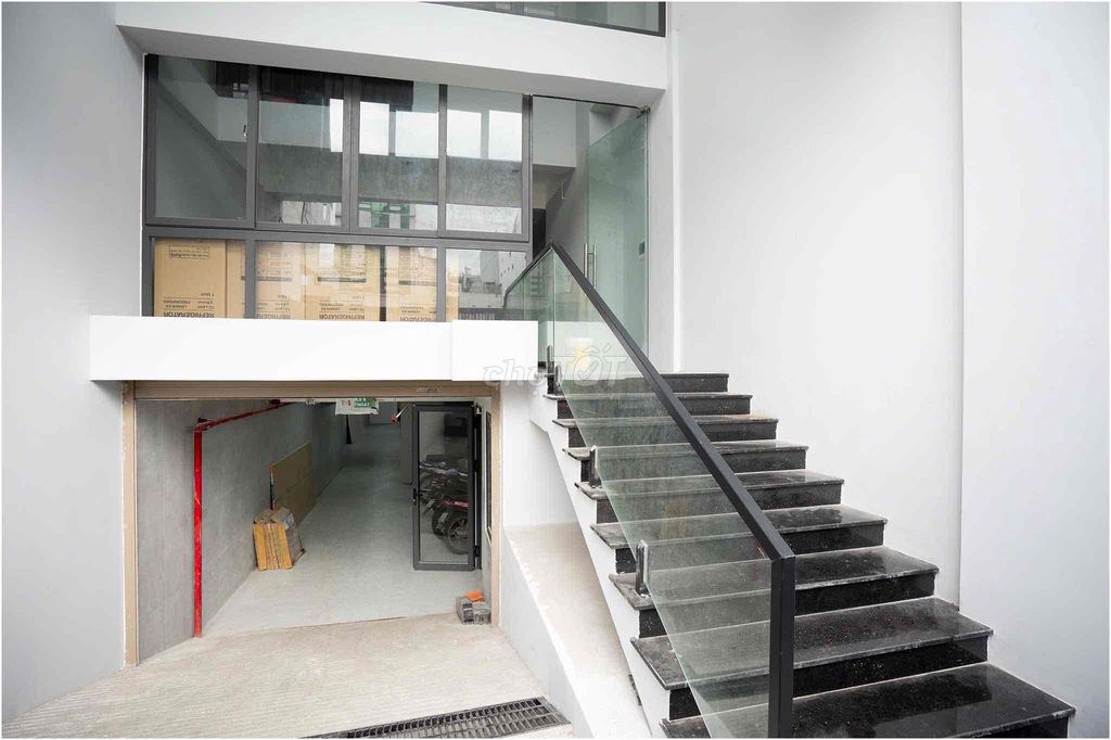 Mặt bằng kinh doanh 110m² tại Ung Văn Khiêm, Bình Thạnh - Mới 100% cho thuê