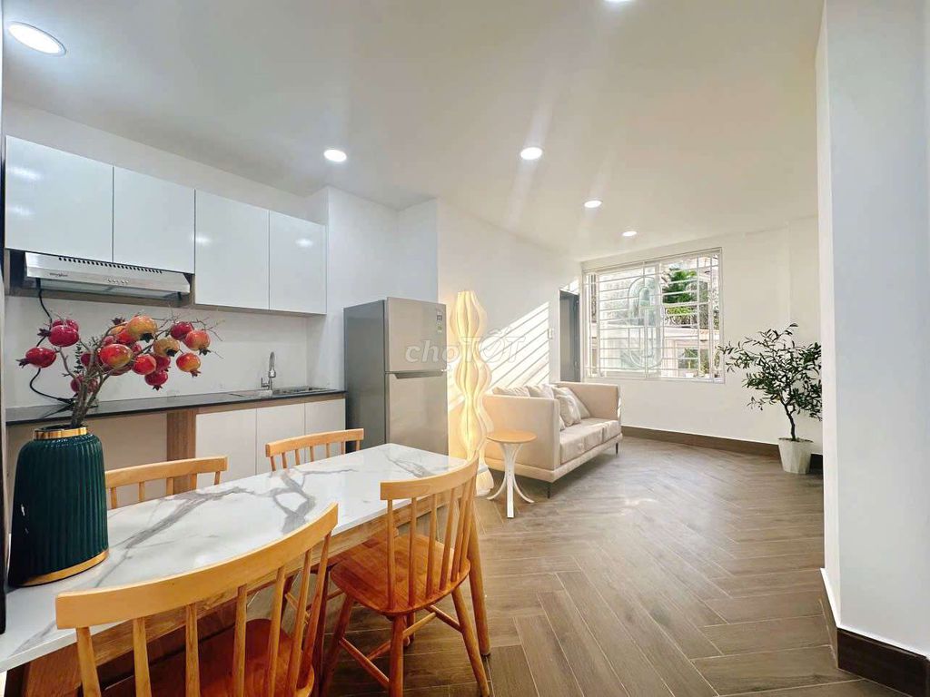 Căn hộ dịch vụ cao cấp 2PN tách bếp tại Gò Vấp - 9 triệu, nội thất sang trọng!