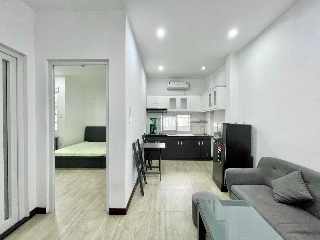 Căn hộ 1 phòng ngủ tại Phan Đăng Lưu, Bình Thạnh - Giá 8 triệu, đầy đủ nội thất mới!