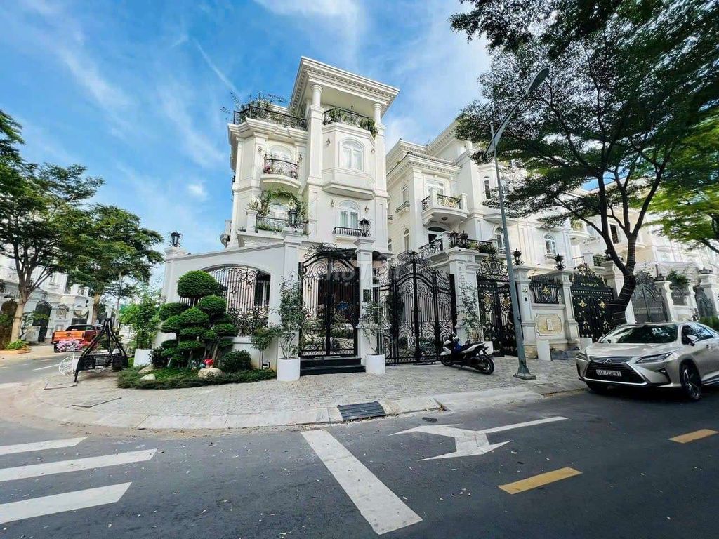 Biệt thự CityLand Q7, 4 Căn góc đẹp, giá từ 35 đến 95 tỷ - Đầu tư sinh lời!