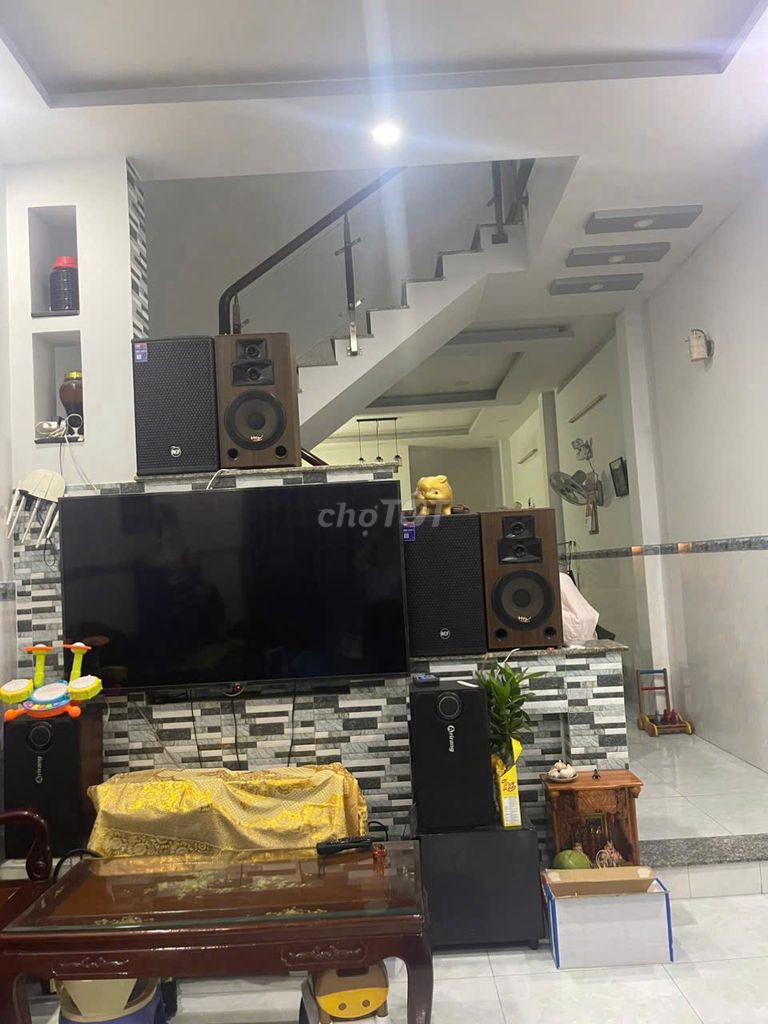 Nhà phố 2 mặt tiền Dĩ An 87.4m² giá 4.1 tỷ - Vị trí đắc địa gần trung tâm hành chính!