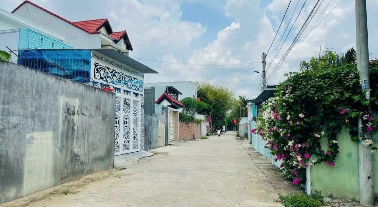 Đất nền mặt đường Bế Văn Đàn, phường Trường Chinh, TP Kon Tum 105m² - Đầu tư sinh lợi ngay!