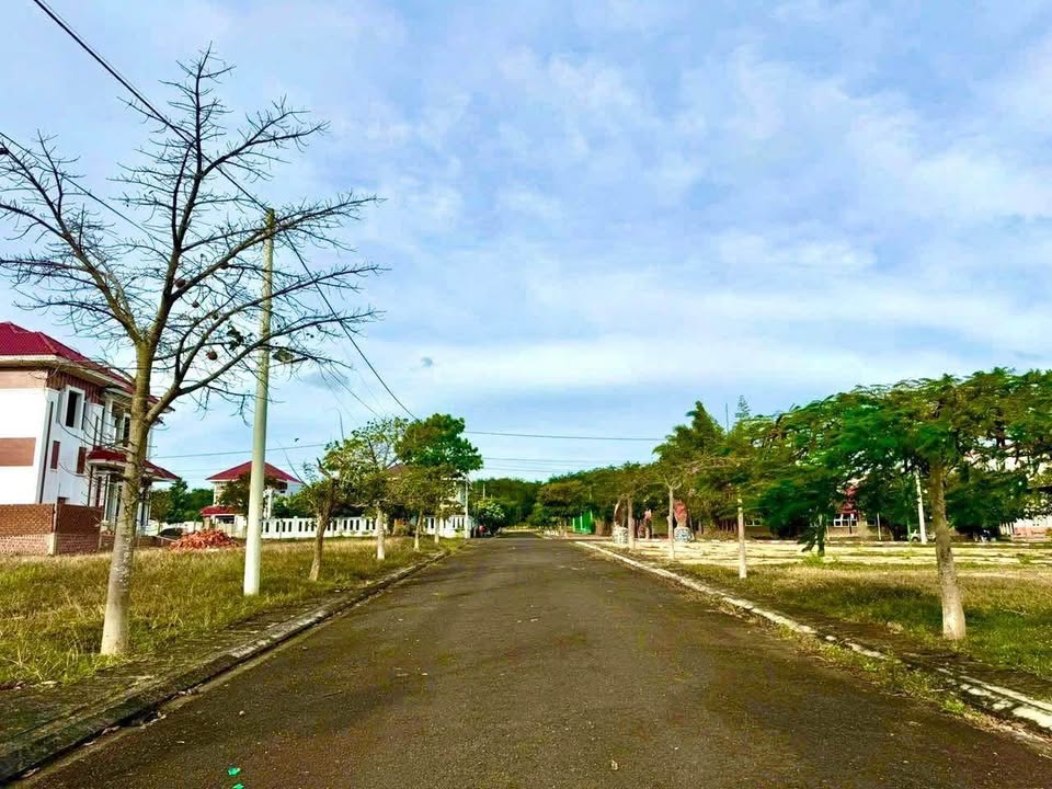 Lô đất thổ cư 200m² tại Đăk Cấm, TP. Kon Tum - Đầu tư sinh lời ngay!