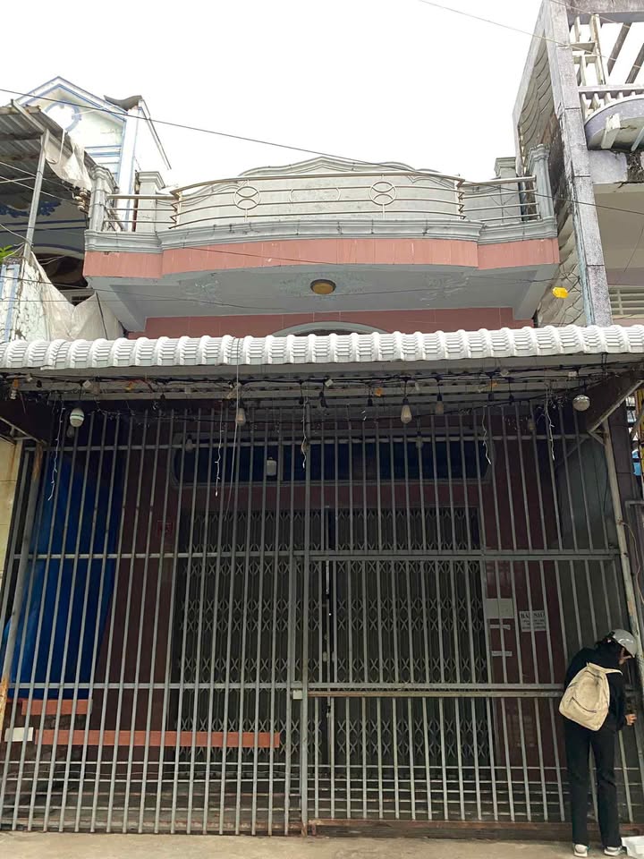 Nhà 1 tầng ấp 2 xã Sông Đốc 100m² giá 1.65 tỷ - Địa điểm lý tưởng cho kinh doanh