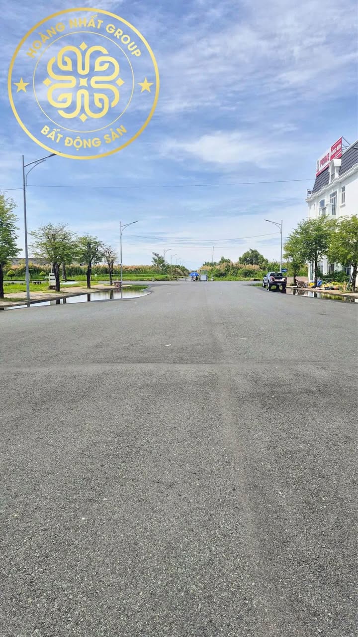 Shophouse góc 2 mặt tiền tại KDC Happy Home Cà Mau 255m² giá chỉ 5 tỷ - Đầu tư sinh lời!