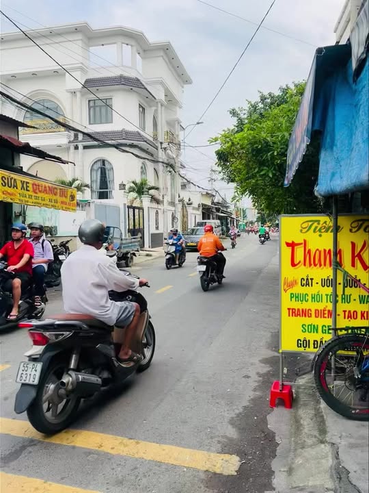 Nhà bán quận Bình Tân 20m² giá 2 tỷ - Nhà mới, sạch sẽ vào ở ngay!