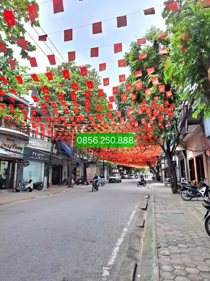 Nhà mặt phố Hàng Thao, Nam Định 78m² giá 8 tỷ - Đầu tư sinh lời ổn định!