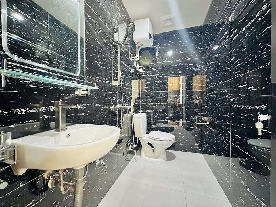 Phòng trọ mới xây tại Ngõ 27 Thanh Đàm, Hoàng Mai, Hà Nội 23m² giá 4 triệu - Full nội thất, sẵn sàng vào ở!