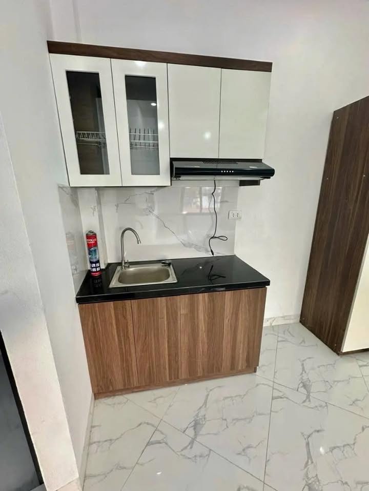 Cho thuê CCMN 38 ngõ 192 Kim Mã, quận Ba Đình, 18m² - Môi trường sống văn minh!