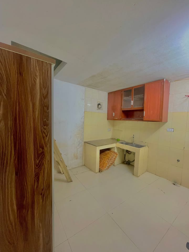 Phòng trọ Ngọc Hà, Ba Đình 20m² giá 2.4 triệu - Gác xép tiện nghi!