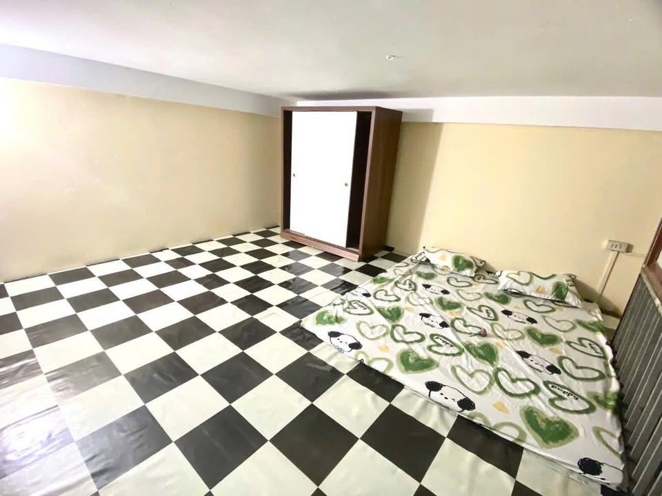 Studio cho thuê tại Ngõ 172 Phú Diễn, 15m² giá 2 triệu - Sẵn sàng vào ở ngay!