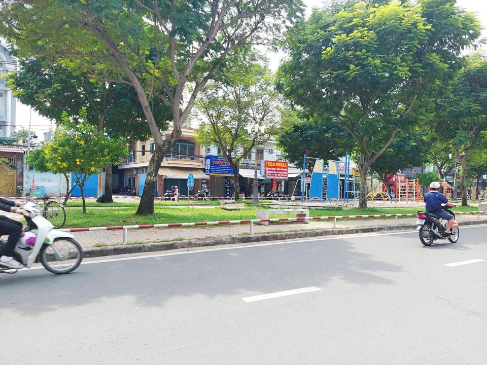 Căn hộ Tân Phú 62m² giá 4.15 tỷ - Nhà mới đẹp lung linh, sổ hồng nở hậu!