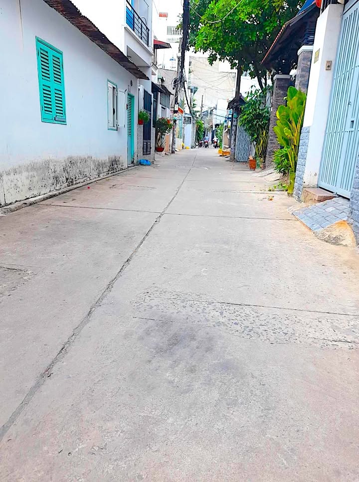 Nhà cấp 4 Gò Vấp 82m² giá 4.9 tỷ - Giảm 500 triệu, sổ hồng riêng!