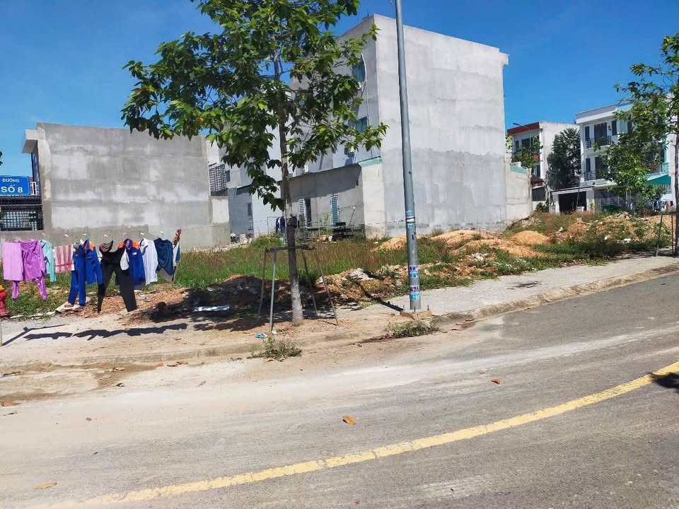 Đất nền lô góc 121m² tại KDC Tân Long 2, Bình Dương - Giá chỉ 1.75 tỷ!