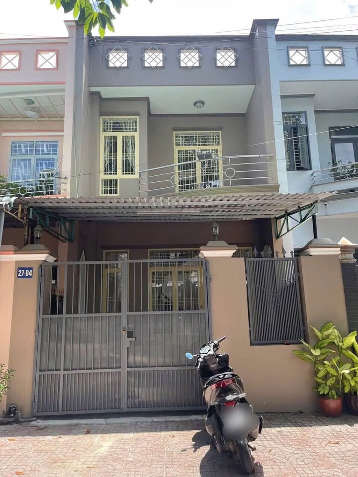 Nhà cho thuê KDC Hiệp Thành 1, Thủ Dầu Một 125m² giá 10 triệu - Phù hợp ở và làm văn phòng!