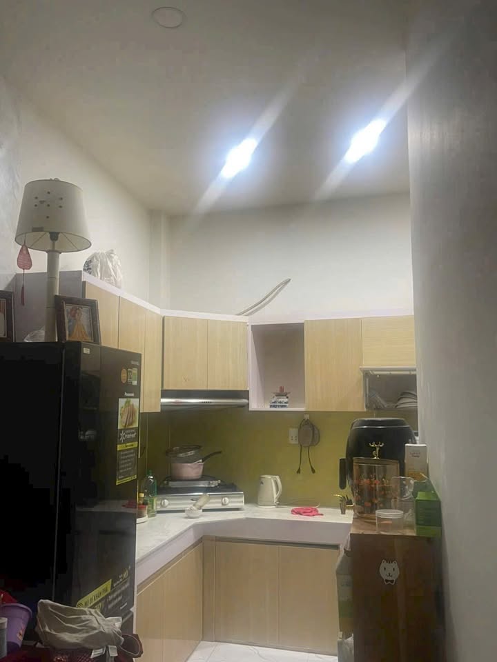 Nhà 2 tầng Hẻm 3 Đỗ Xuân Hợp 48m² giá 5.3 tỷ - Giảm giá hấp dẫn!