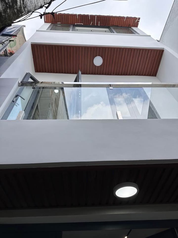 Nhà 3 tầng Trần Xuân Soạn, Quận 7, 18m² giá 3 tỷ - Full nội thất, sẵn sàng ở ngay!