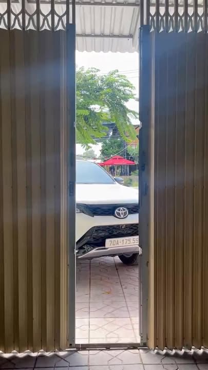 Nhà mặt tiền Phạm Hùng, Hòa Thành 160m² giá 3.5 tỷ - Sẵn nhà ở ngay!