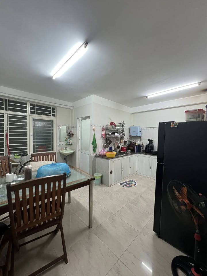 Nhà mặt tiền Ca Văn Thỉnh, Hải Châu 75m² giá 7.4 tỷ - Vị trí đẹp, ở ngay!