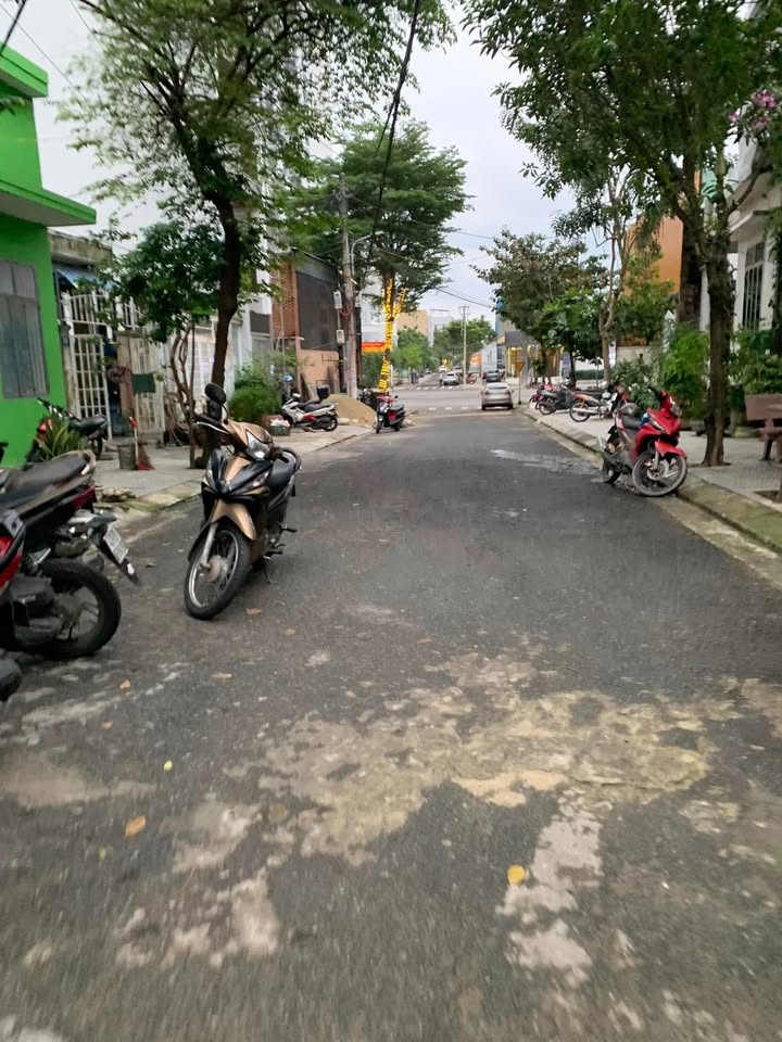 FrontHouse An Trung Đông 7 Quận Sơn Trà 101m² giá 10 tỷ - Vị trí đắc địa gần biển!