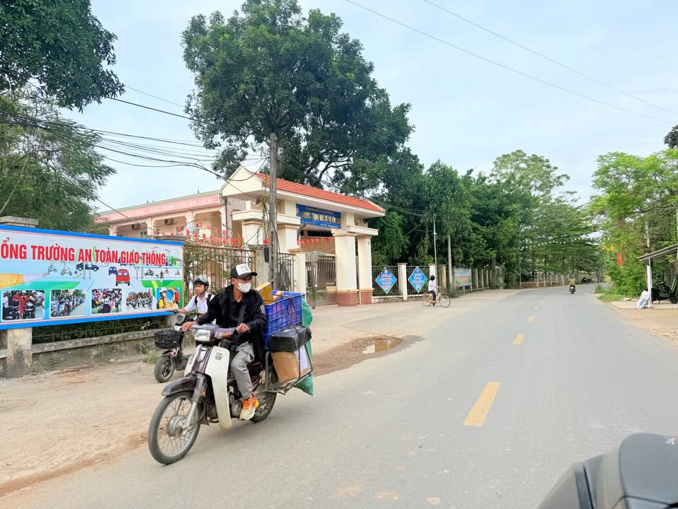 Đất nền Kim Sơn, Sơn Tây 1500m² giá 15 tỷ - Mặt tiền rộng 33m, cơ hội đầu tư tuyệt vời!