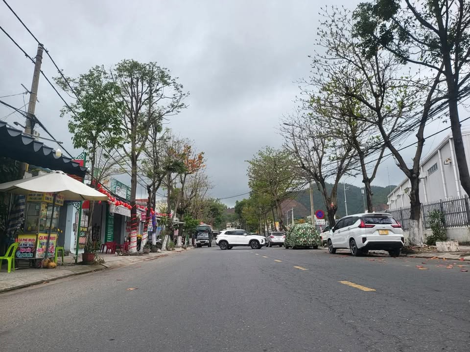 FrontHouse mặt tiền Lạc Long Quân, Liên Chiểu 230m² giá 10 tỷ - Cơ hội đầu tư sinh lời!