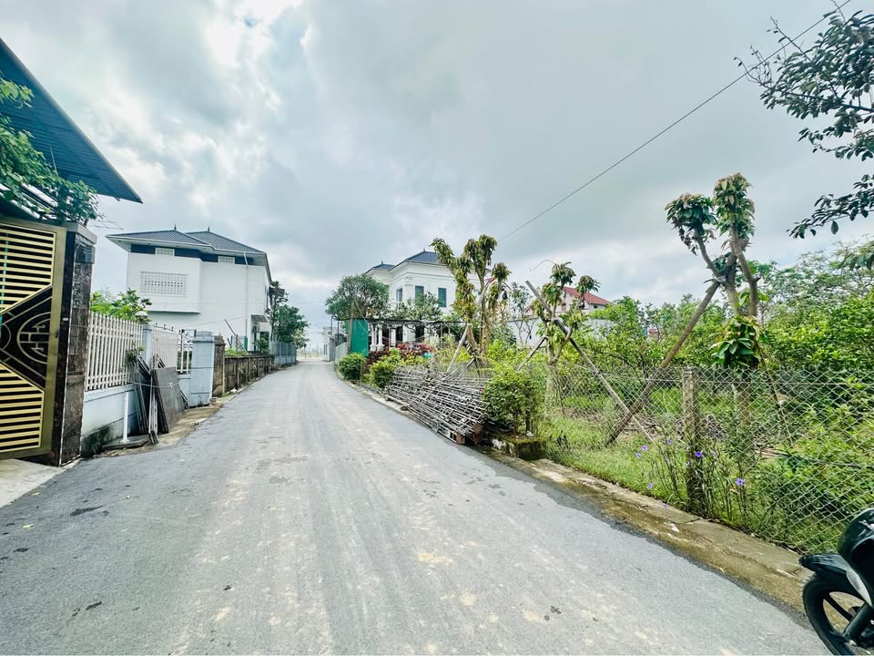 Đất thổ cư phường Thạch Tân 120m² giá 1.9 tỷ - Đường thông rộng rãi!