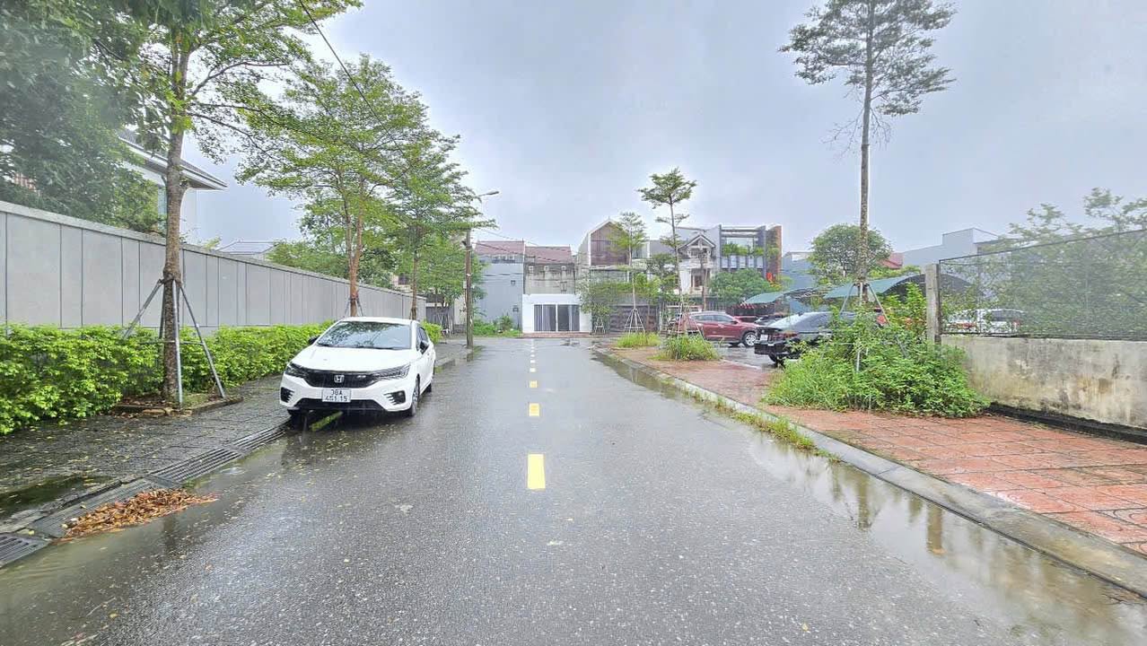 Đất nền khu QH Sông Đà, phường Trần Phú, 327,7m² - Mặt đường Tôn Thất Thuyết, giá thương lượng!