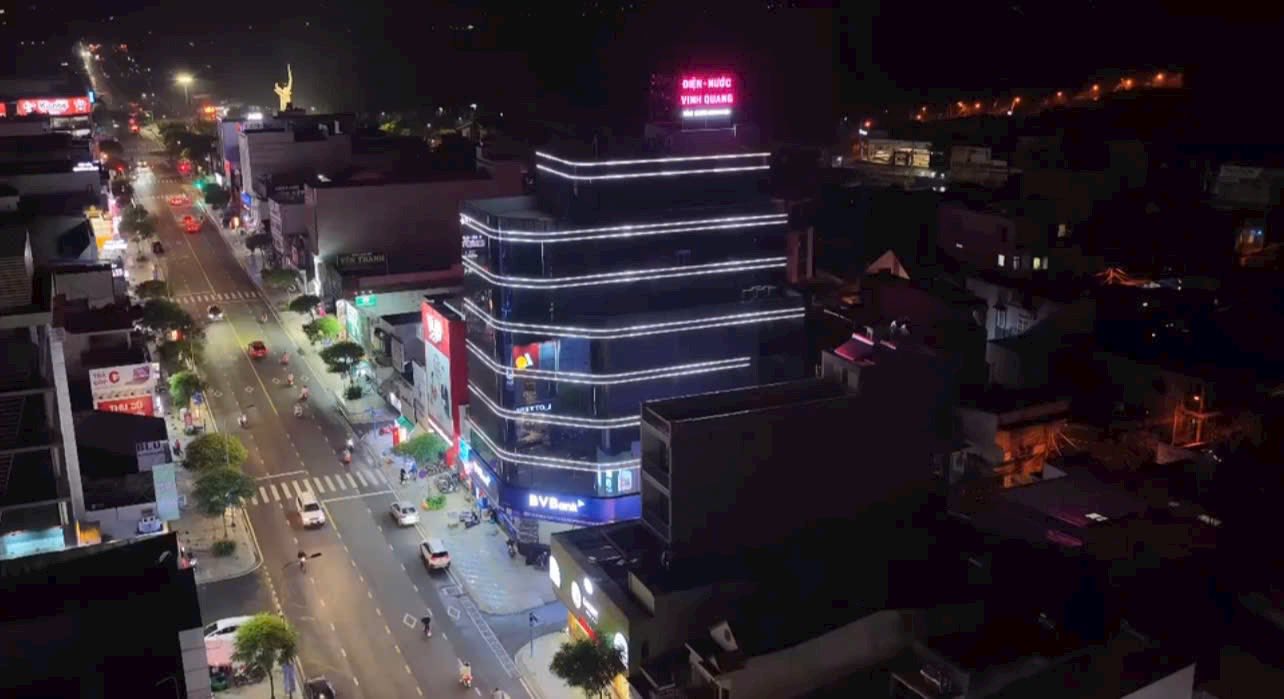 Văn phòng cho thuê tại BV Bank Hùng Vương 200m² chỉ 15 triệu/tháng - View đỉnh Long Khánh!