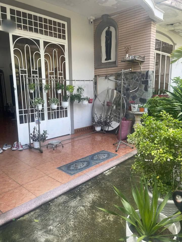 Nhà cho thuê hẻm Đặng Văn Bi, Thủ Đức 84m² giá 8.5 triệu - Phù hợp cho gia đình nhỏ!