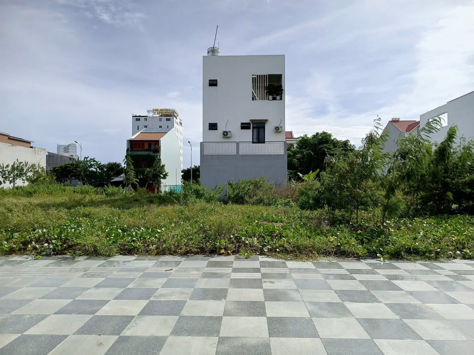 Lô đất thổ cư Khu Đô Thị Biển Ocean Dunes 140m² giá 8.5 tỷ - Đường nhựa rộng rãi, xe ô tô đậu thoải mái!