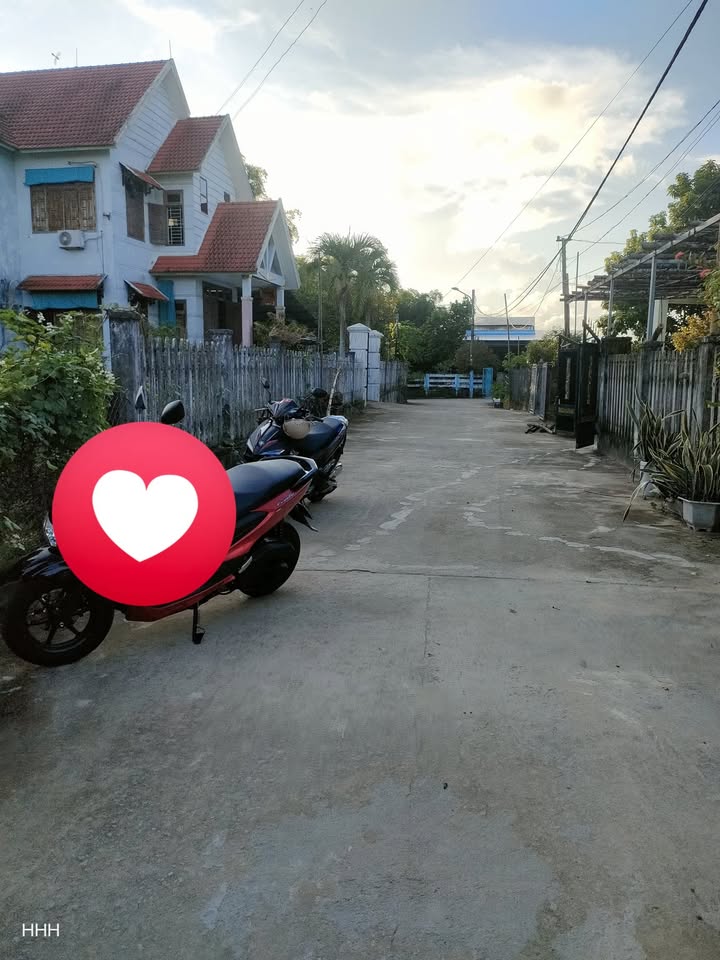 Đất nền chính chủ tại mặt tiền Nguyễn Bỉnh Khiêm, Nam Phước 100m² giá 700 triệu - Nhanh tay sở hữu!