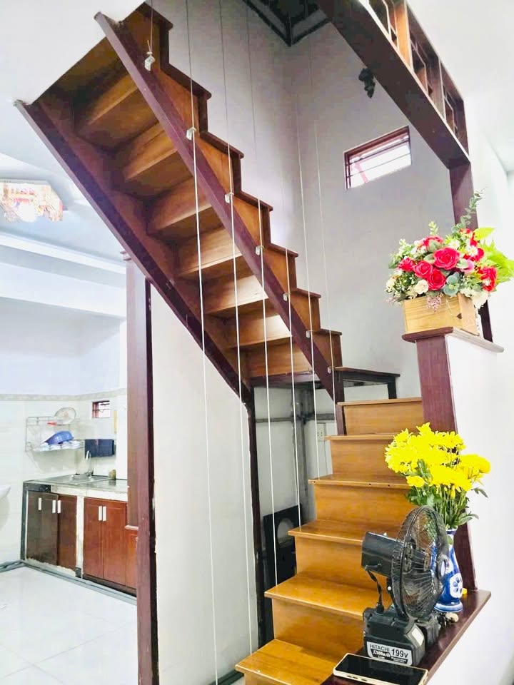 Nhà cho thuê 42m² hẻm Lê Trọng Tấn, Tân Phú - Chỉ 9 triệu/tháng!