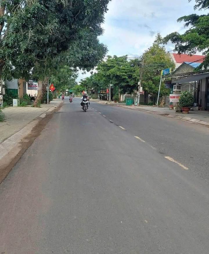 Đất mặt tiền Đường Thống Nhất, Phú Hội, Đức Trọng 8120m² - Cơ hội đầu tư sinh lời hấp dẫn!