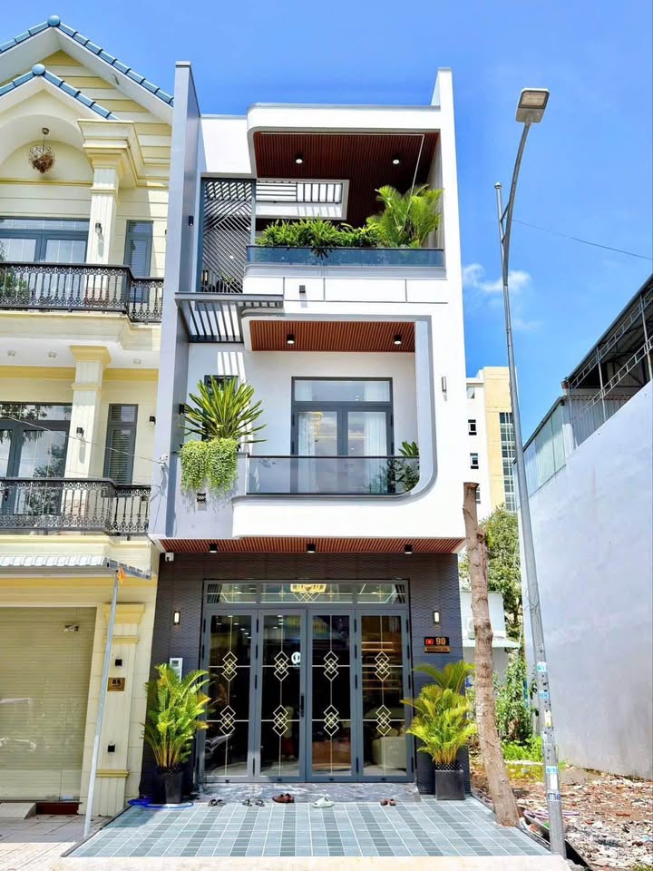 Nhà 3 tầng sang trọng đường D6, Cái Răng 80m² giá 5.98 tỷ - Full nội thất cao cấp!