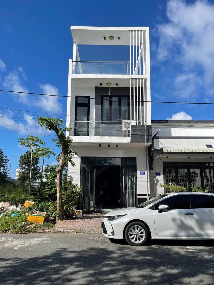 Nhà trệt lầu sân thượng D15 KDC Hồng Loan 6A, 85m² giá 3 tỷ - Sổ hồng chính chủ!