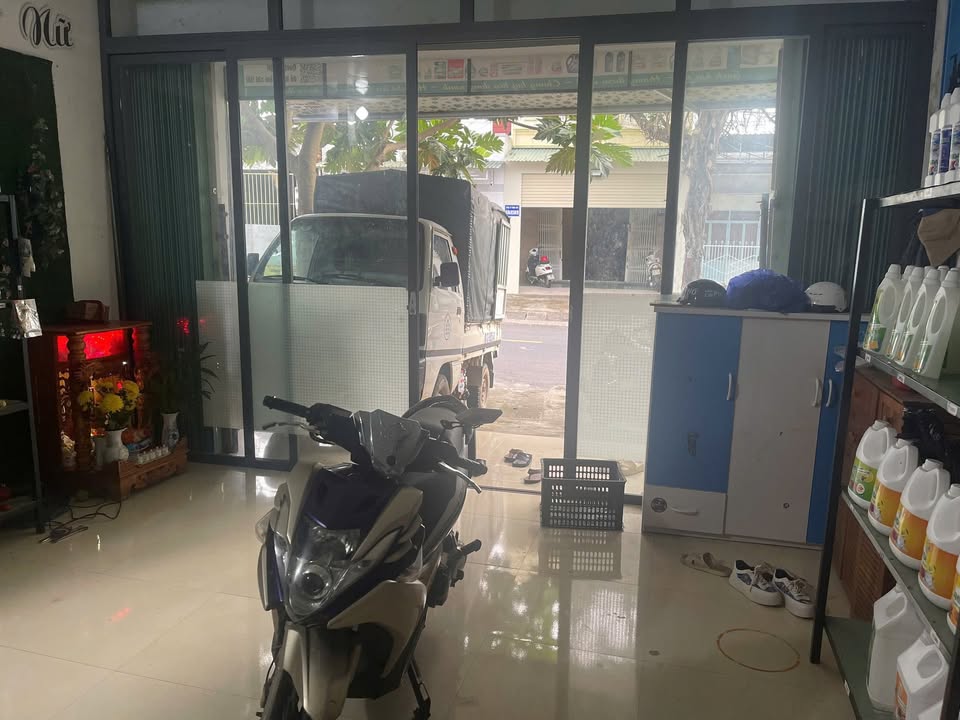 Đất mặt tiền đường Hùng Vương, Quang Trung, Kon Tum 280m² - Chính chủ bán, tặng nhà cấp 4