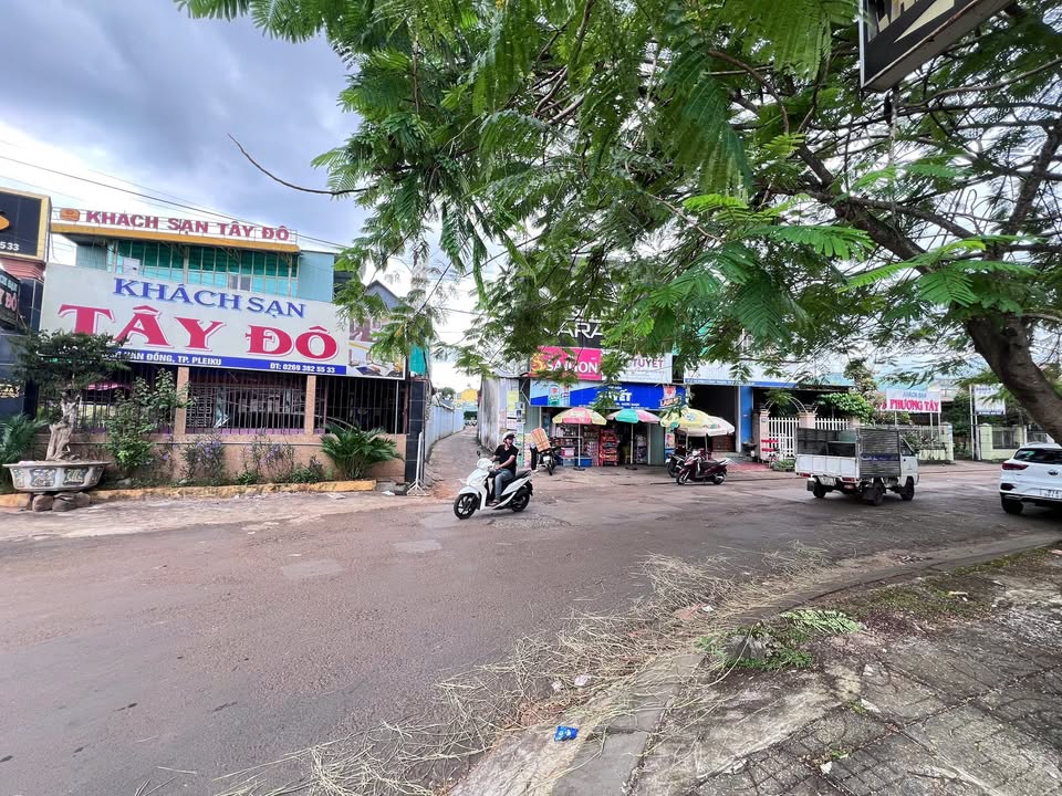 Đất hẻm Đinh Công Tráng, Pleiku 250m² giá 3 tỷ - Gần mặt tiền Phạm Văn Đồng!
