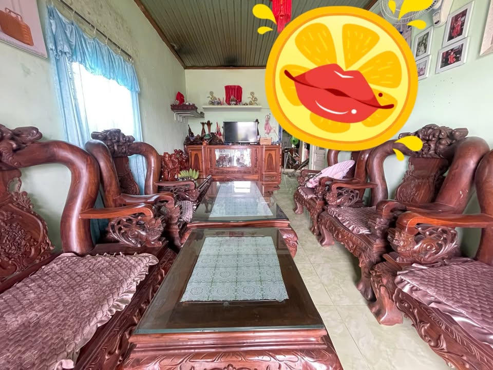 Đất tặng nhà cấp 4 mặt tiền Lạc Long Quân, 430m² giá 3.3 tỷ - Cơ hội đầu tư tuyệt vời!