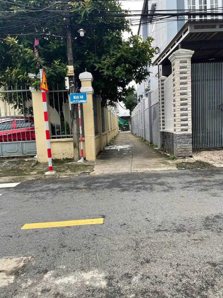 Nhà 2 tầng kiệt Bình Thái 3, Cẩm Lệ, Đà Nẵng 89m² giá 3 tỷ - Thiết kế đậu ô tô trong nhà!