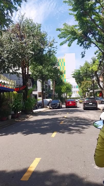 Nhà mặt phố Hàn Thuyên, Đà Nẵng 112.5m² giá 9 tỷ - Full nội thất, ô tô vào tận nhà!