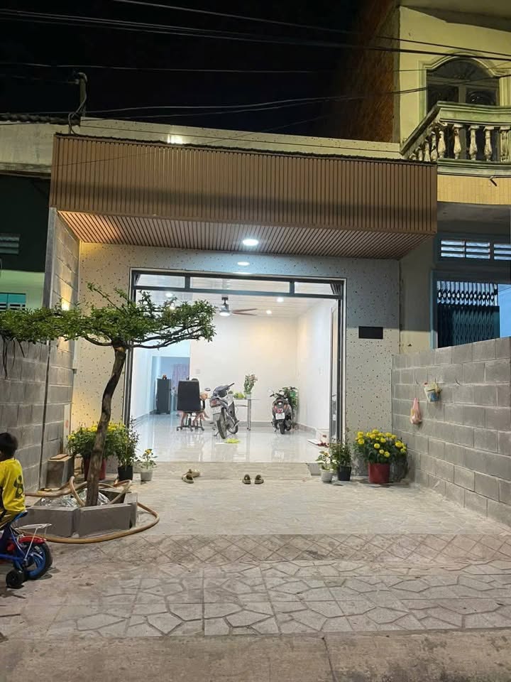 Nhà riêng Hẻm Võ Trường Toản, Cao Lãnh 90m² giá 2.2 tỷ - Giảm giá sốc 300 triệu!