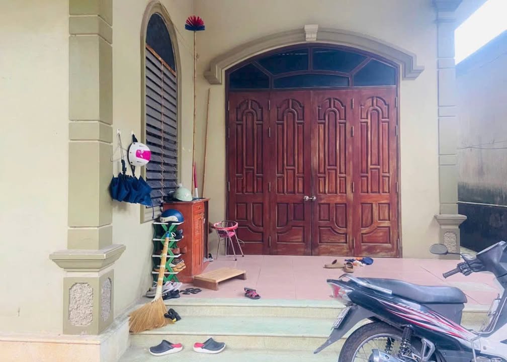 Nhà 2 tầng Lê Viết Thuật, Vinh 223.7m² - Hướng Đông Nam, giá thỏa thuận!