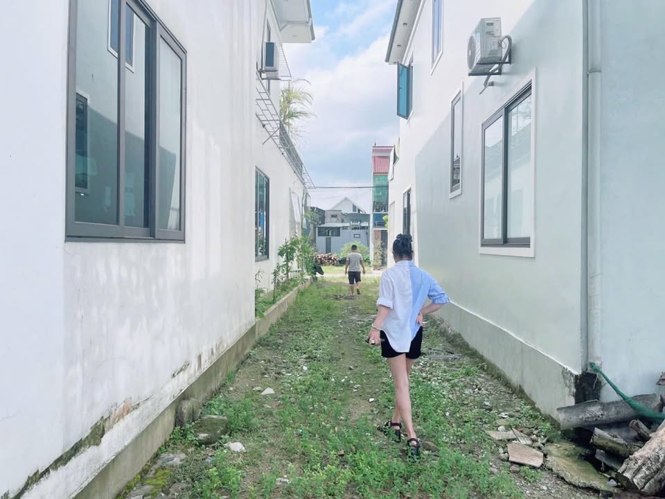 Nhà phố Thạch Linh, Hà Tĩnh 140m² giá 3 tỷ - Vị trí đẹp, thuận tiện giao thông!