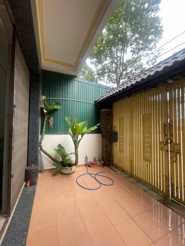 Nhà mặt tiền Lý Thái Tổ, Buôn Ma Thuột 100m² - Vị trí kim cương, kinh doanh mọi ngành nghề!