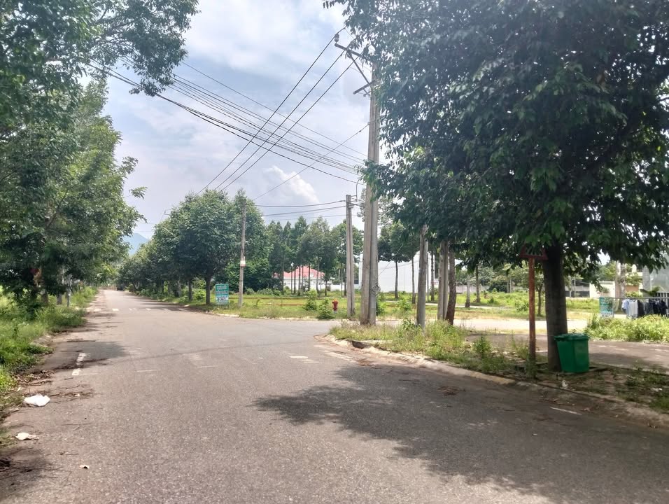 Đất thổ cư Hòa Long Bà Rịa 100m² giá 1.2 tỷ - Sổ đỏ chính chủ, công chứng ngay!