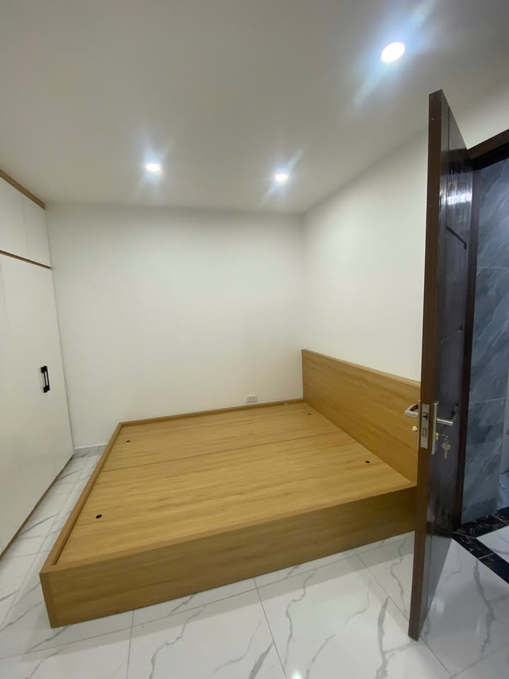 Nhà cho thuê 122/1/18 Lĩnh Nam - 20m² giá 3.9 triệu - Chỉ còn 4 phòng trống!